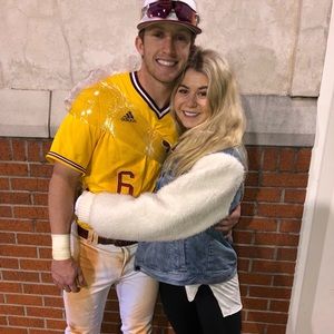 Meet your Posher, Robbie